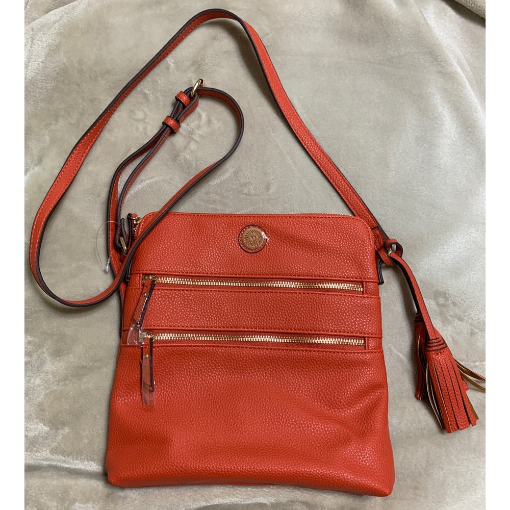 NEW Women’s Anne Klein Crossbody Bag 🧡